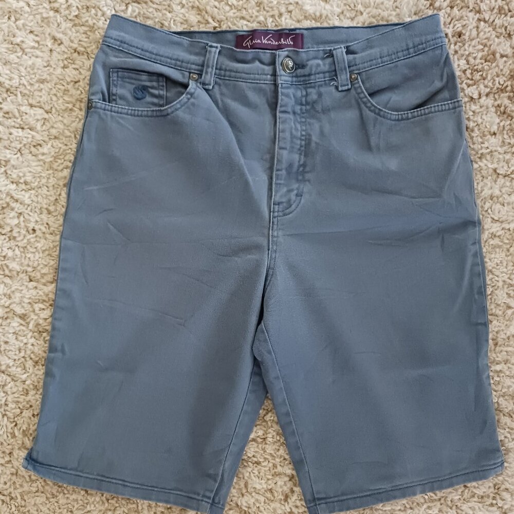 Gloria Vanderbilt Women’s Blue Denim Jean Shorts Casual Bermuda Walking Size 10